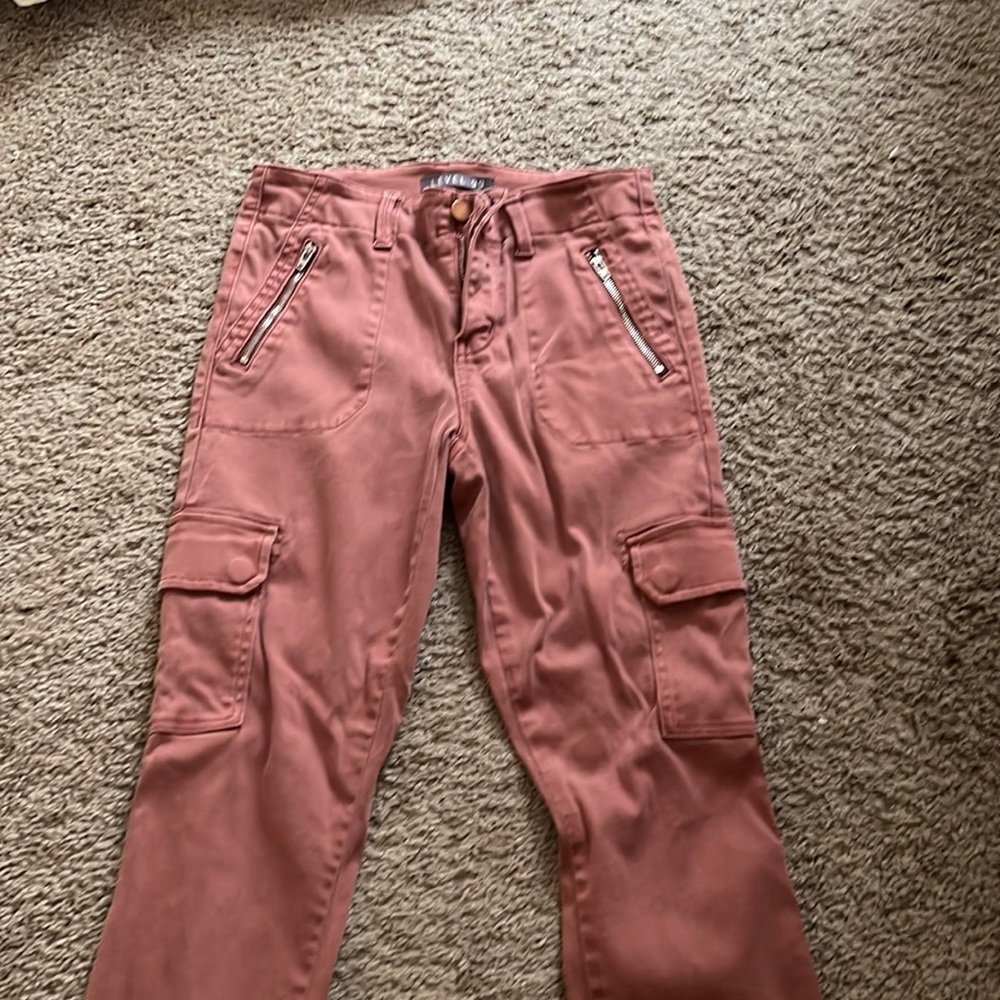 Like new pink cargo skinny jeans